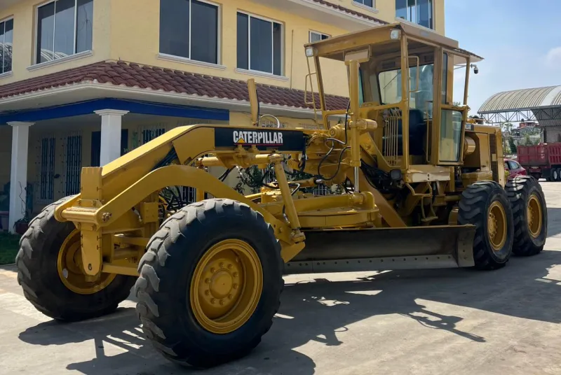 Renta de Motoconformadora CAT 140G con Operador Xalapa – foto 1
